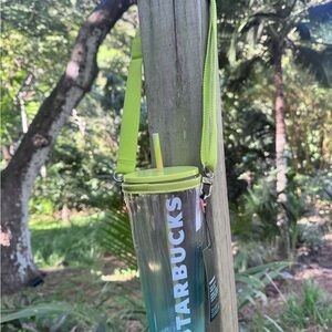 NWT Starbucks cold cup and carry case from Hawaii